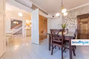 Jurioo Haapsalu08 Müüa korter, 4 tuba - Jüriöö tn 16, Kesklinn, Haapsalu linn, Haapsalu, Läänemaa Brokerly, we do more.